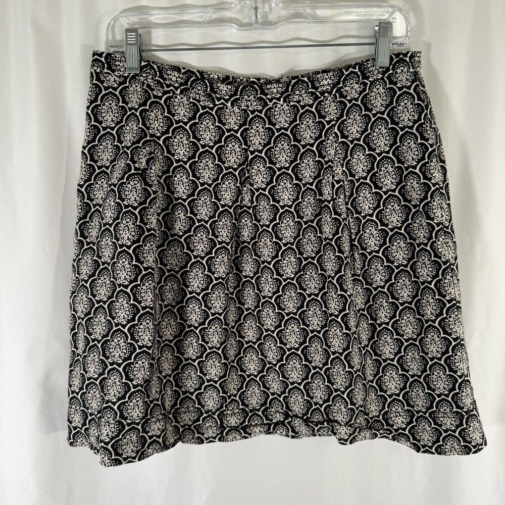 Ann Taylor Loft Knee Length Skirt Women's 10 Black White Floral Zip Back Linen